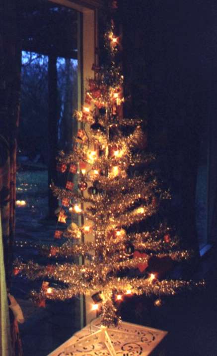 Our Christmas tree (yes, still the old one!)